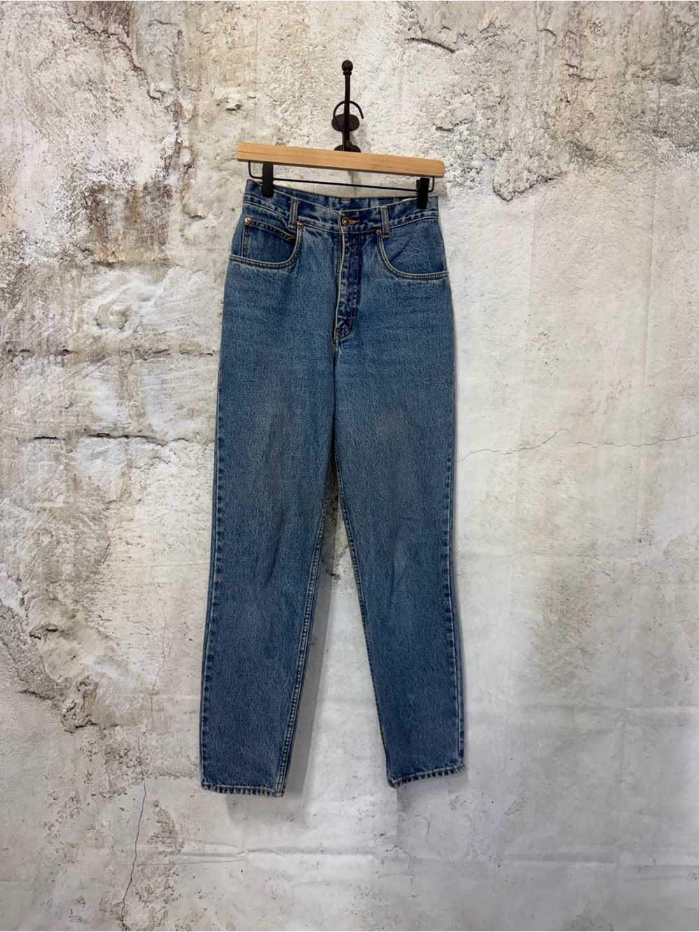 High-Rise Straight Leg Women's Jeans in Blue